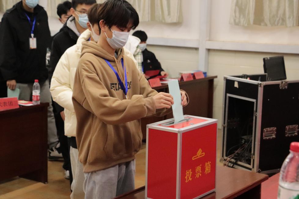 永利官网第十一次学生代表大会隆重召开