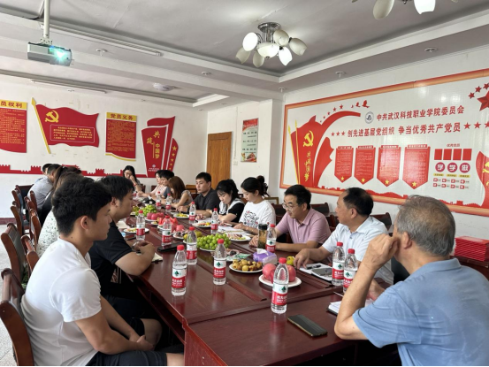 永利官网召开“躬耕教坛，强国有我”教师节座谈会