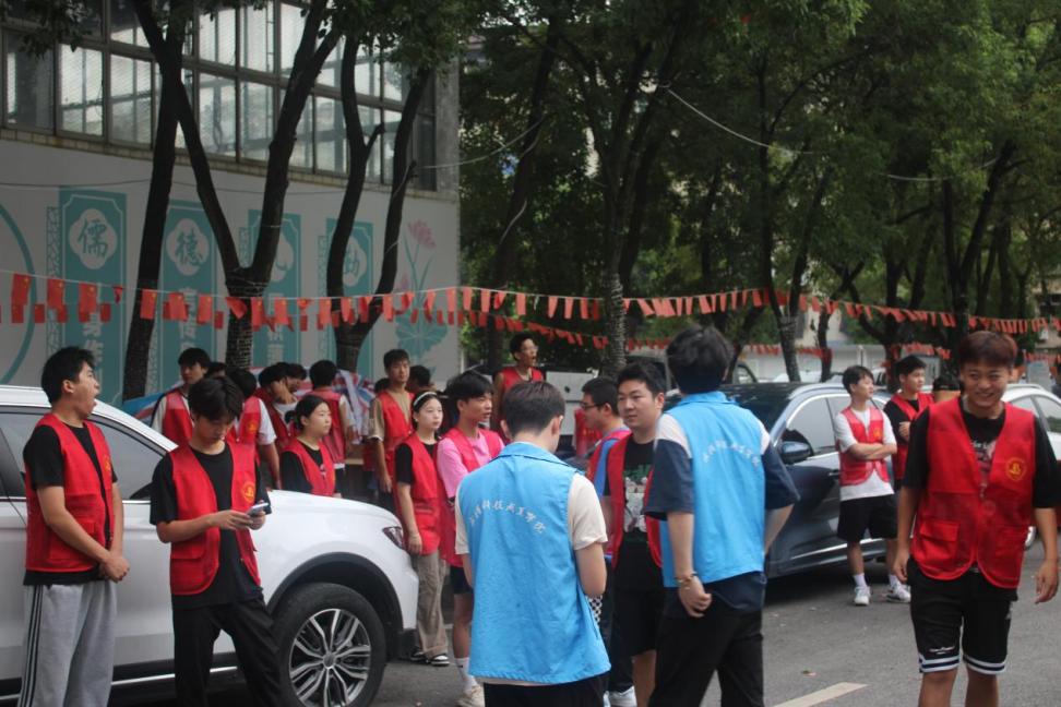 永利官网顺利开展迎接2023级新生报道工作 永利官网顺利开展迎接2023级新生报道工作