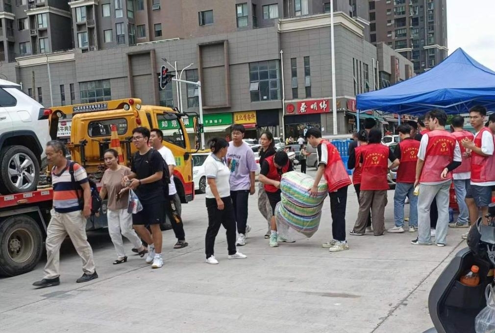 永利官网顺利开展迎接2023级新生报道工作 永利官网顺利开展迎接2023级新生报道工作