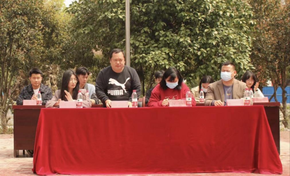 青春“篮”不住,热血不止步 —永利皇宫8858官网第十八届“希望杯”篮球赛闭幕 青春“篮”不住,热血不止步 —永利皇宫8858官网第十八届“希望杯”篮球赛闭幕