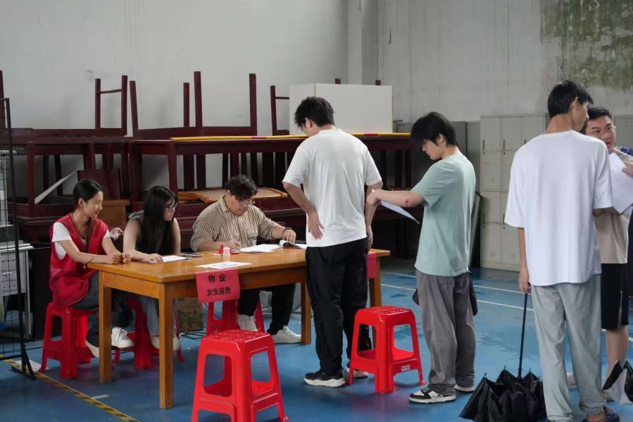 青春启航 梦想绽放——永利皇宫8858官网2025届毕业季 青春启航 梦想绽放——永利皇宫8858官网2025届毕业季