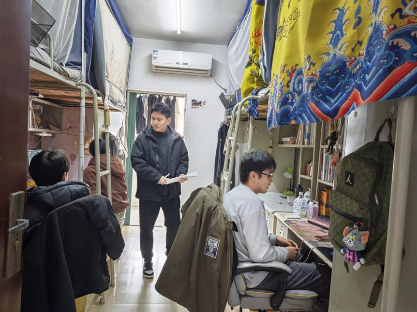 永利官网开展学生宿舍卫生安全大检查 共筑平安校园