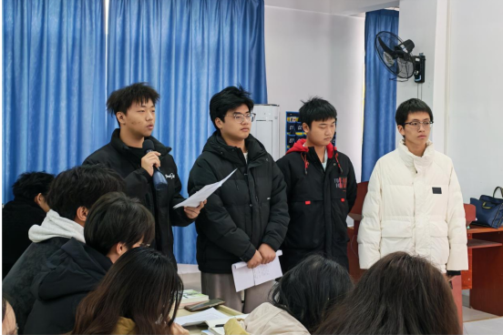 永利官网举办思政课辩论赛实践活动 ——“德”与“才”交锋，青春与思想同频共振