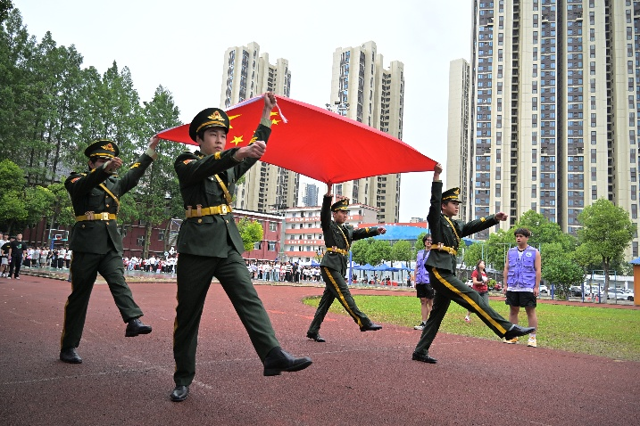 活力校园 趣享运动|永利皇宫8858官网2026年趣味运动会暨教职工趣味运动会圆满落幕 活力校园 趣享运动|永利皇宫8858官网2026年趣味运动会暨教职工趣味运动会圆满落幕