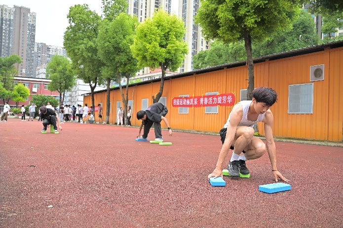 活力校园 趣享运动|永利皇宫8858官网2026年趣味运动会暨教职工趣味运动会圆满落幕 活力校园 趣享运动|永利皇宫8858官网2026年趣味运动会暨教职工趣味运动会圆满落幕