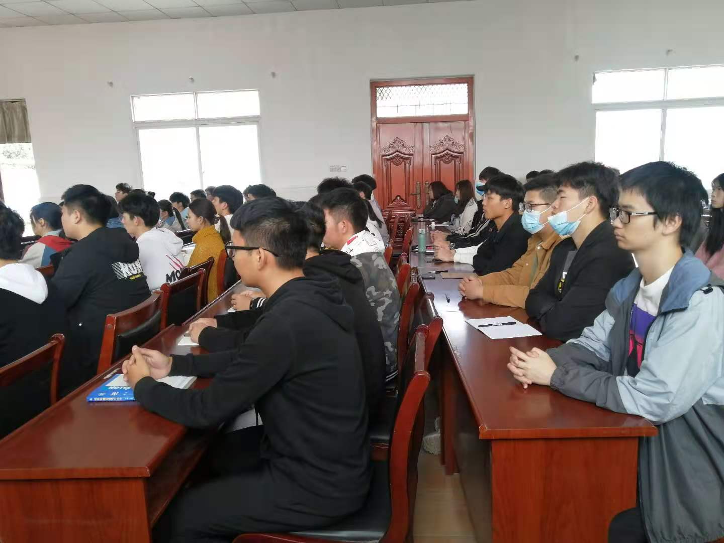 永利官网举行第三十期业余党校开班仪式 永利官网举行第三十期业余党校开班仪式