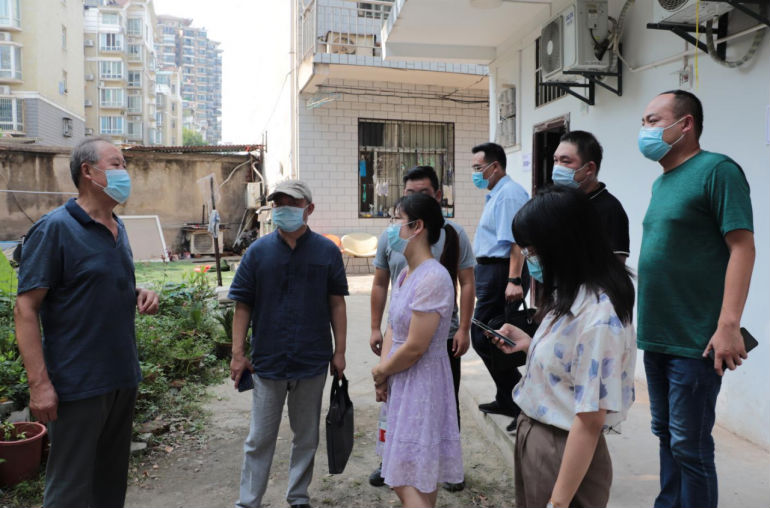 洪山区开学工作组评估工作专班莅临永利官网指导秋季开学工作 洪山区开学工作组评估工作专班莅临永利官网指导秋季开学工作